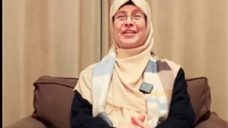 مَن الأحق بتسمية المولود؟..أستاذة الفقه تُجيب