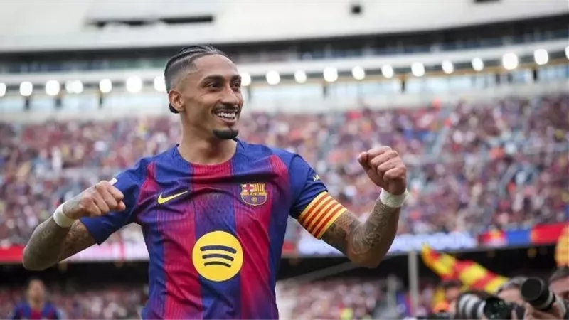 رافينها يضرب شباك ريال بيتيس بالهدف الثاني لـ برشلونة