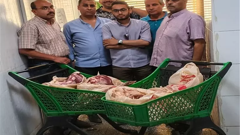 ضبط 2553 كيلو لحوم ودواجن غير صالحة و60 لتر زيت فاسد بأسيوط