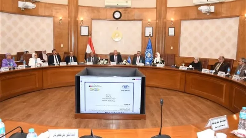 مجلس جامعة القناة يناقش انتظام الامتحانات