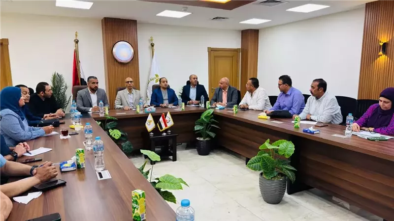 وزيرة الإسكان توجه بتسريع تقنين أراضي العبور والشروق