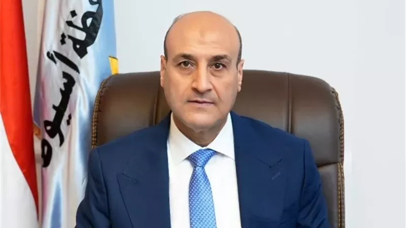 غدًا.. محافظ أسيوط يؤدي صلاة عيد الأضحى بساحة أرض الملاعب