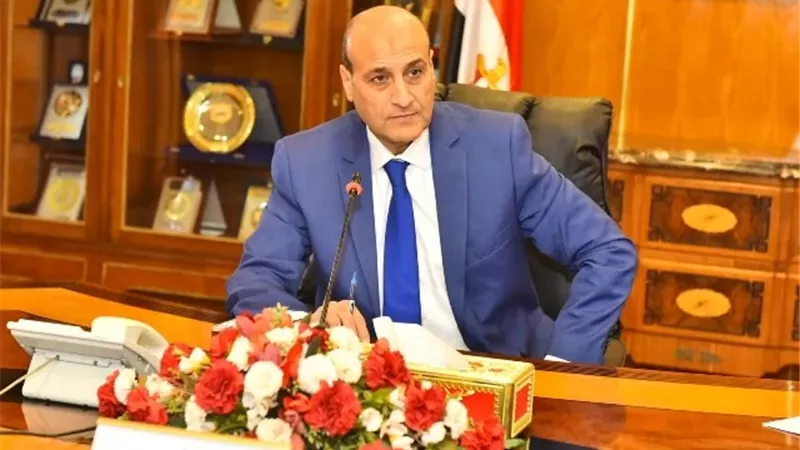 محافظ أسيوط يوجه التضامن الاجتماعى بوصول لحوم الأضاحى لمستحقيها