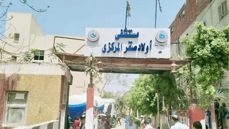 العناية الالهية انقذت رضيع من الموت وسط القمامة بالشرقية
