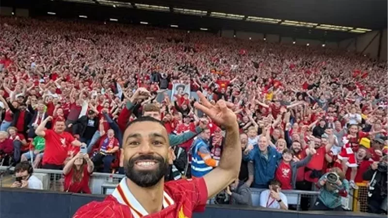 ليفربول ينافس باريس سان جيرمان على ضم بديل محمد صلاح