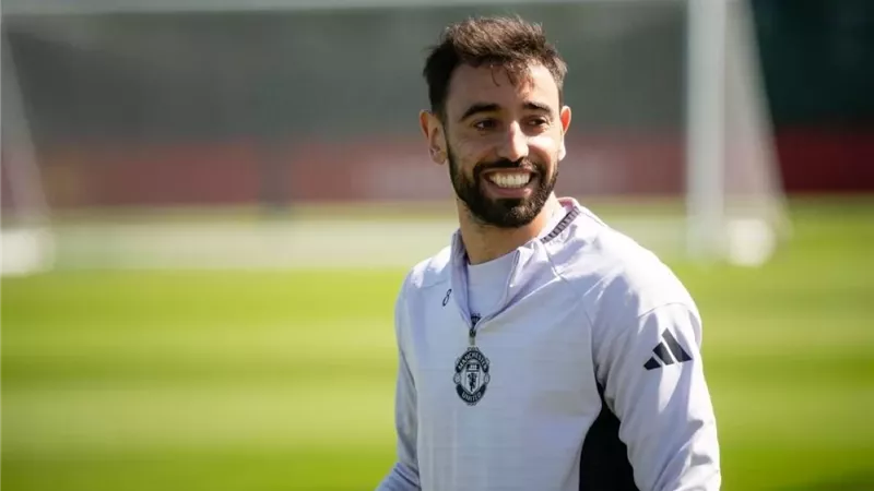 مانشستر يونايتد يبدا مفاوضاته لتمديد عقد برونو فيرنانديز