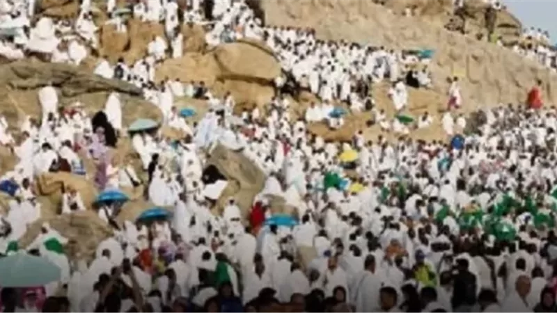 مركز الأرصاد بالسعودية يحذر من التعرض المباشر للشمس مع ارتفاع الحرارة على عرفات