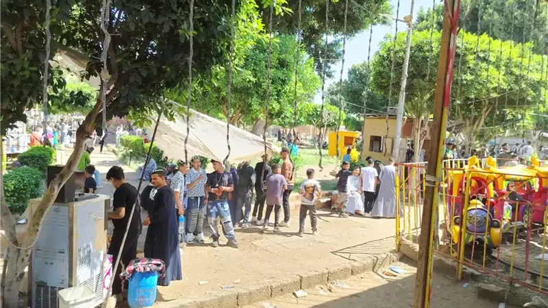 محافظ أسيوط: حدائق المحافظة تستقبل آلاف المواطنين احتفالا بالعيد