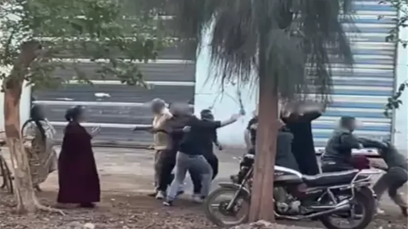الداخلية تكشف ملابسات فيديو مشاجرة 