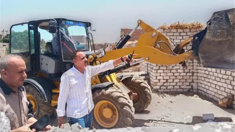 محافظ أسيوط: إزالة فورية لـ5 حالات تعدي على أراضي زراعية بأبوتيج