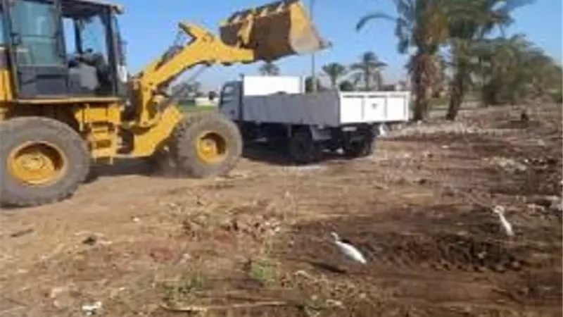 رفع 64 طن مخلفات بمركز الوقف بقنا