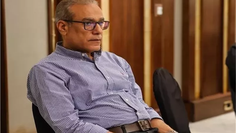 مصطفى عزام: فيفا يراجع مصروفات اتحاد الكرة 3 مرات سنويًا