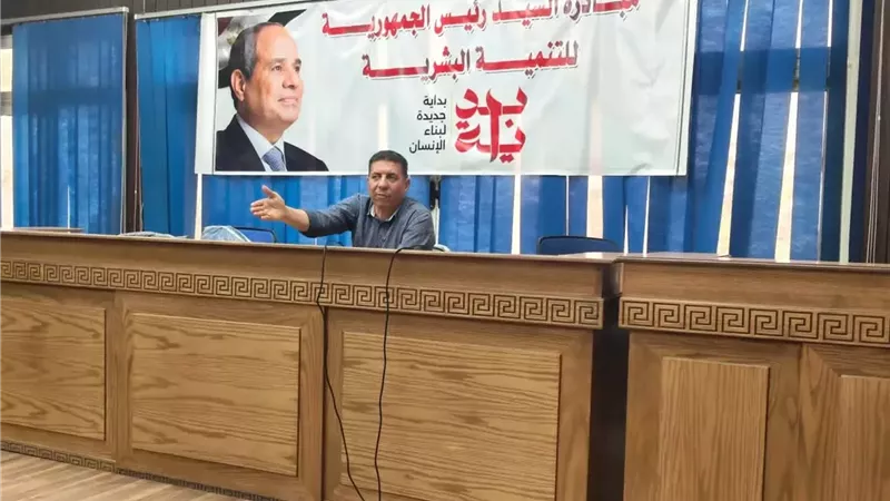رئيس مدينة المنيا يشدد على سرعة إزالة التعديات ويحذر من التقصير