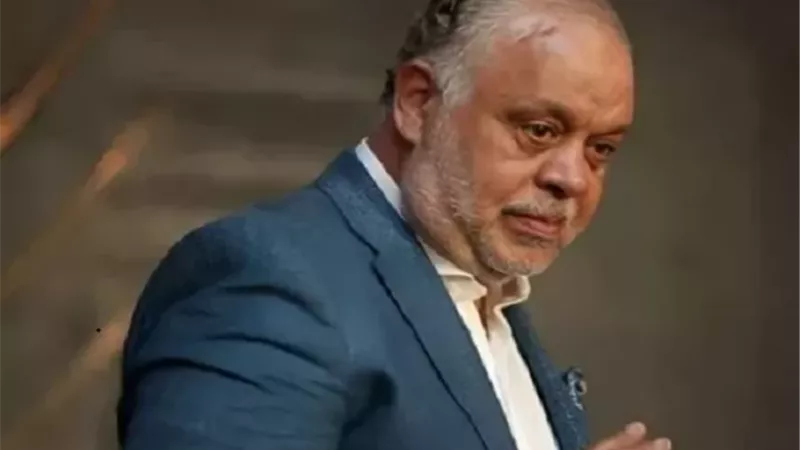 أشرف زكي يعلق على أزمة العرض المسرحي بجامعة العاصمة