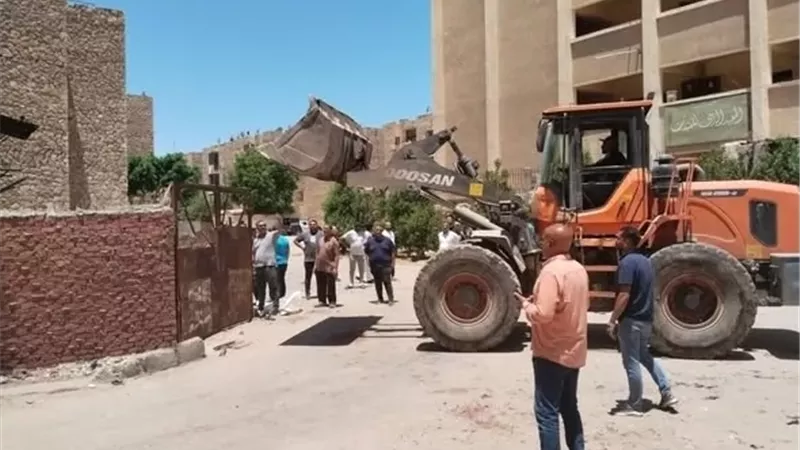 رفع الإشغالات و التعديات من حي ثالث الإسماعيلية