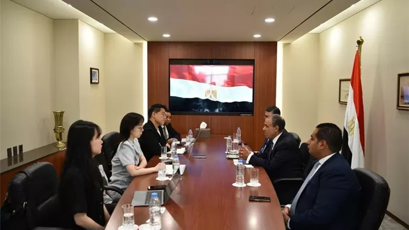 وزير الخارجية يلتقي ممثلي كبرى الصحف ووكالات الأنباء الكورية
