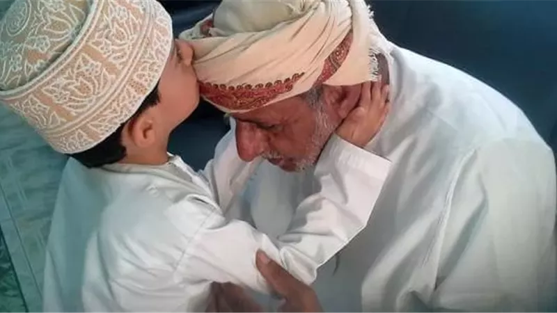 منادة الوالدين بأسمائهم مُجردة هل يُعد من العقوق؟