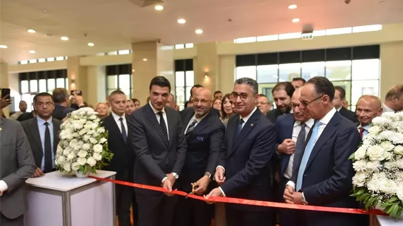 وزيرا التموين والصناعة يفتتحان معرضي الغذاء بالقاهرة