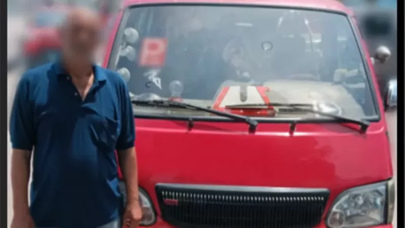 الأمن يضبط سائق ميكروباص بتهمة زيادة الأجرة بالإسكندرية