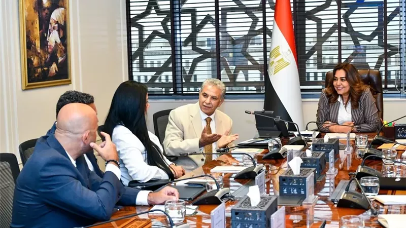 اجتماع موسع لوضع رؤية تطوير البلوهول بمحمية أبو جالوم
