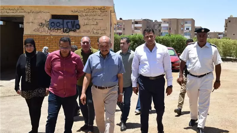 محافظ السويس يقود جولة مفاجئة على مخزن مجمدات ومستودع بوتاجاز