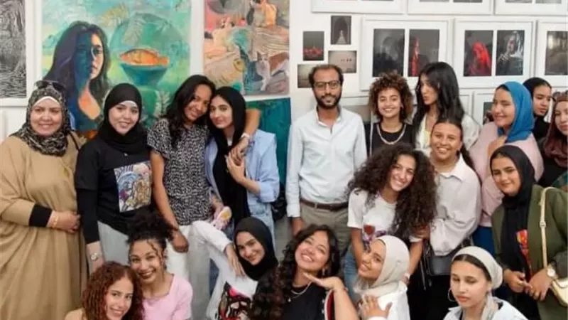 الجامعة المصرية الروسية تنظم معرض حصاد 4 بمشاركة 200 عمل فنى.. صور