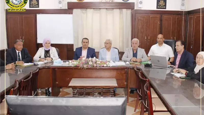 لا شكاوى من امتحانات الشهادة الإعدادية بالإسماعيلية