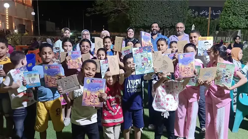 كورال أطفال قصر الثقافة يشعل حماس الحضور بنادي المنيا
