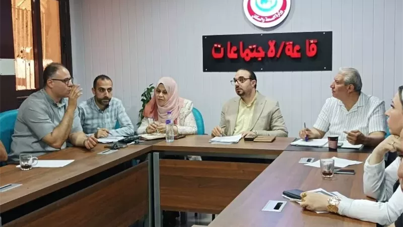 وكيل صحة القليوبية يبحث تطوير الخدمات الطبية بحميات بنها