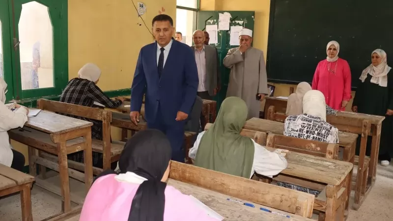 محافظ القليوبية يتابع امتحانات الإعدادية والثانوية الأزهرية والدبلومات
