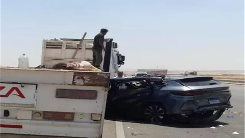 مصرع 3 وإصابة آخر أثر تصادم ملاكي بسيارة نقل على طريق القطامية