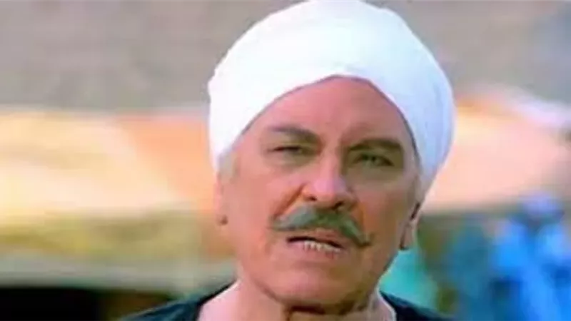 ذكرى ميلاده..لماذ وصى محمود مرسى الإعلان عن وفاته الإ بعد دفنه
