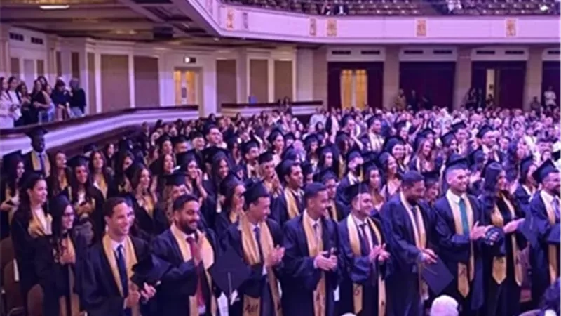 جامعة القاهرة تحتفل بتخريج دفعة جديدة من كلية حقوق السوربون