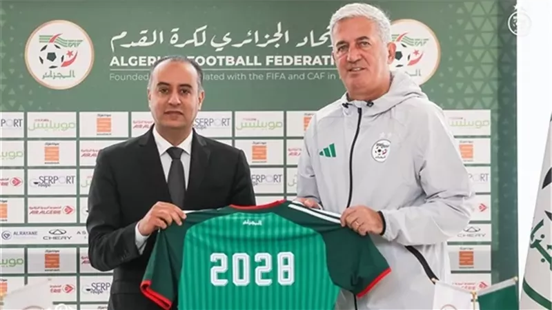 رسميًا.. بيتكوفيتش يجدد عقده مع منتخب الجزائر حتى 2028