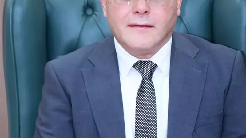 جامعة سوهاج تفوز بدعم وتمويل 10 مشروعات طلابية من أكاديمية البحث