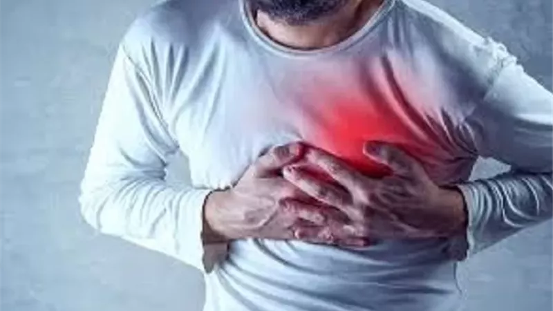 خبراء القلب يدقون ناقوس الخطر بشأن اضطرابات النظم والطقس الحار