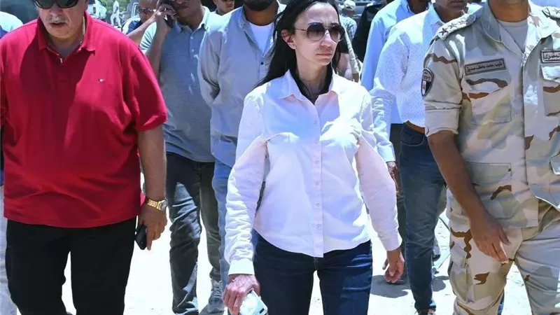 محافظ البحيرة تتفقد طب الاسرة و مجمع فرهاش السكني