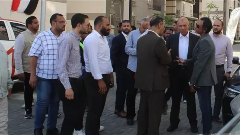 أنباء سارة خلال زيارة قيادات هيئة المجتمعات لسكن العاملين بالدولة ببدر