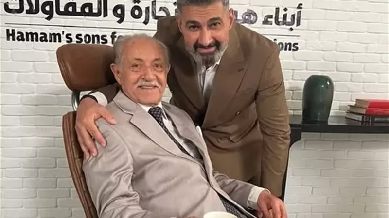 ياسر جلال ينعى الفنان عبد العزيز مخيون