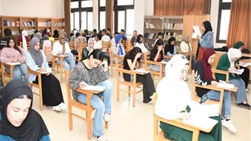 780 طالبًا يؤدون امتحانات الفرقتين الثالثة والرابعة بألسن القناة