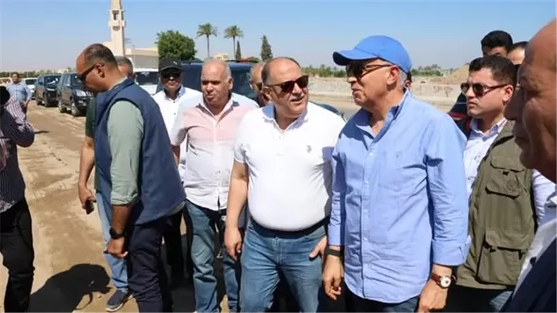 وزير الري يتفقد المنظومة المائية في الإسماعيلية..صور