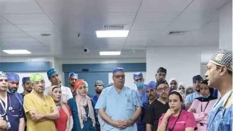 نجاح القافلة الطبية لعلاج تشوهات الشفة والحلق بجامعة القناة