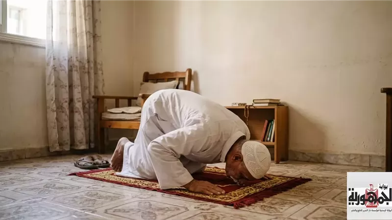 عاشور: لا يجوز انتظار اليوم التالي لأداء الصلاة الفائتة