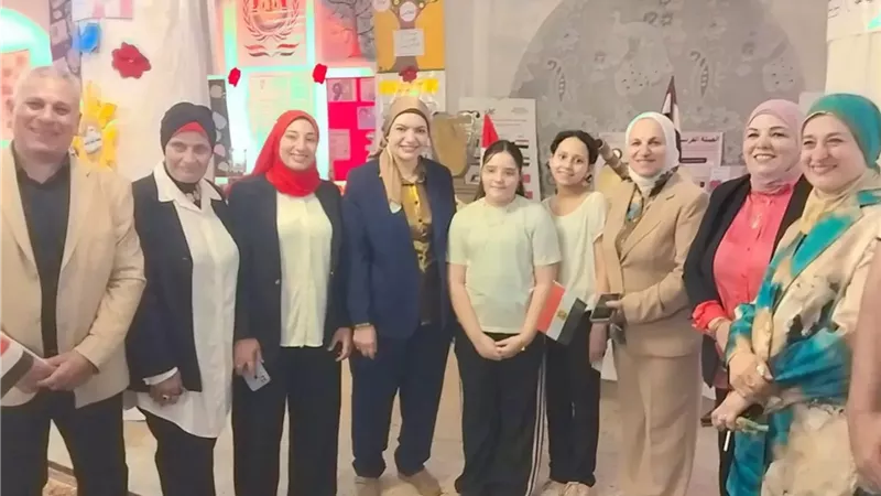 «مدير تعليم القاهرة» تشهد ختام الأنشطة التربوية بإدارة الساحل