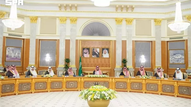 السعودية تؤكد أهمية استعادة حرية الملاحة فى مضيق هرمز