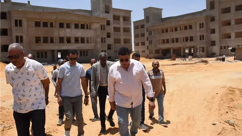 رئيس جهاز القاهرة الجديدة يتابع إنشاء مدرسة جديدة بمشروع سكن مصر