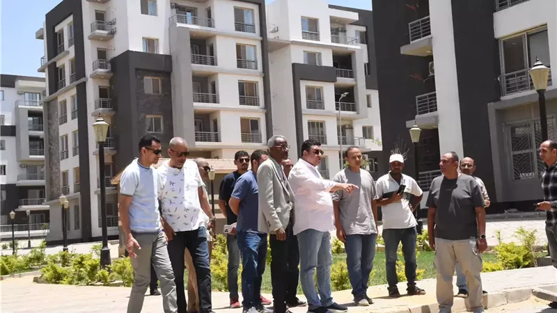 رئيس جهاز القاهرة الجديدة يتفقد كمبوند جنة لرفع كفاءة الخدمات