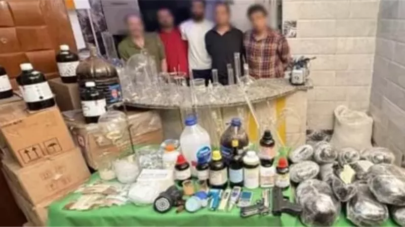 كيف أسقط الأمن عصابة جلب وتصنيع المواد المخدرة بالإسكندرية؟