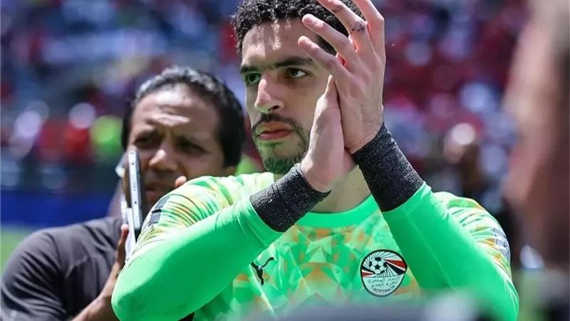 حقيقة رحيل مصطفى شوبير عن الأهلي بعد كأس العالم
