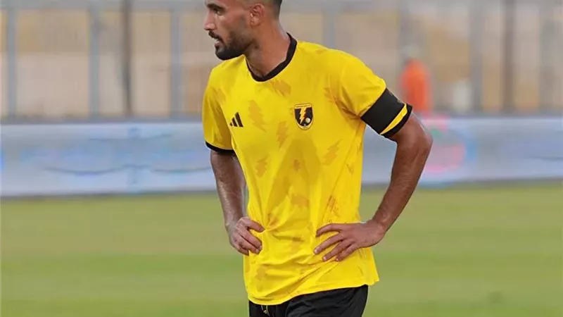 سيراميكا يتعاقد مع شيكا نجم كهرباء الإسماعيلية السابق